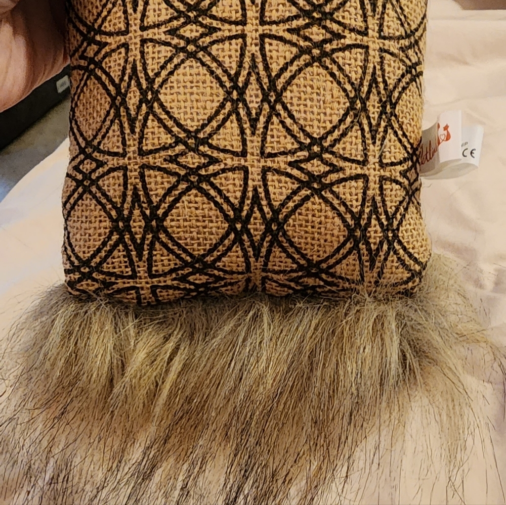 Cat Scratcher - Picture 3 of 4